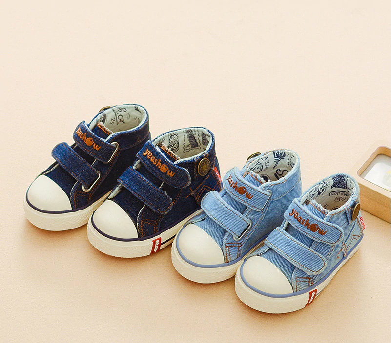 Baby Fashion Sneakers – Light Blue